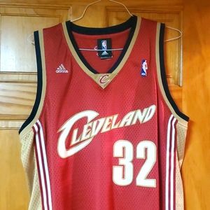Cleveland Cavs Jersey